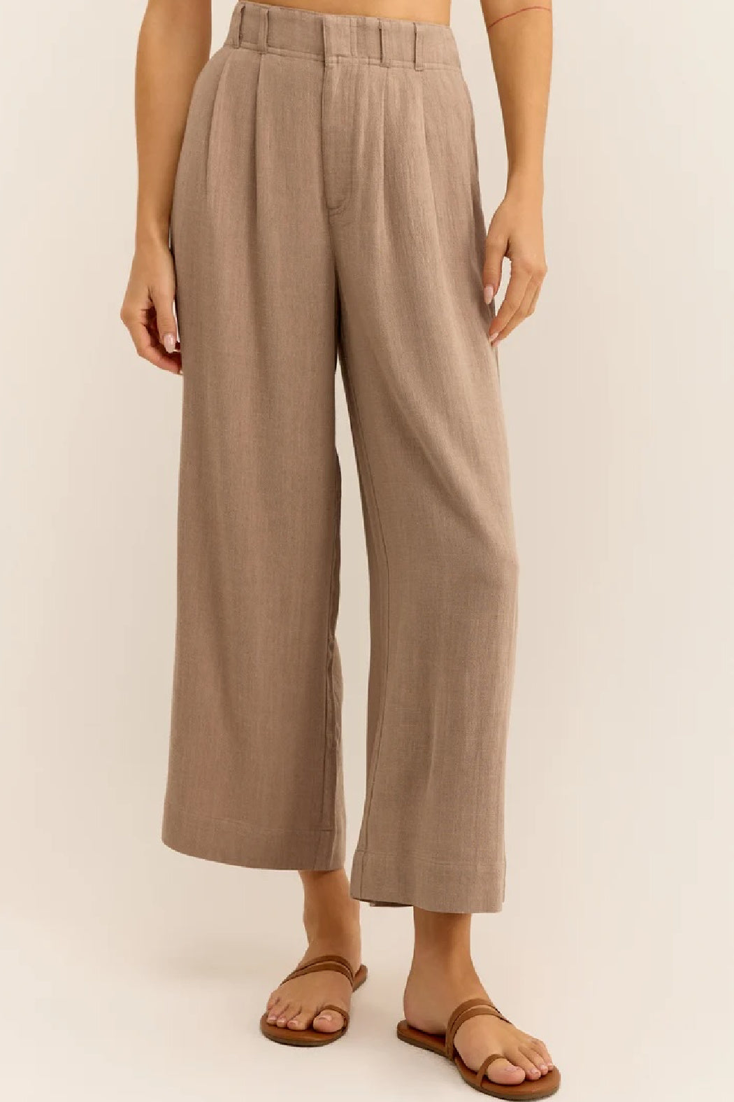 Farah Pant